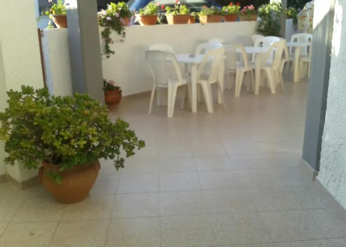 לינה וארוחת בוקר Il Girasole
